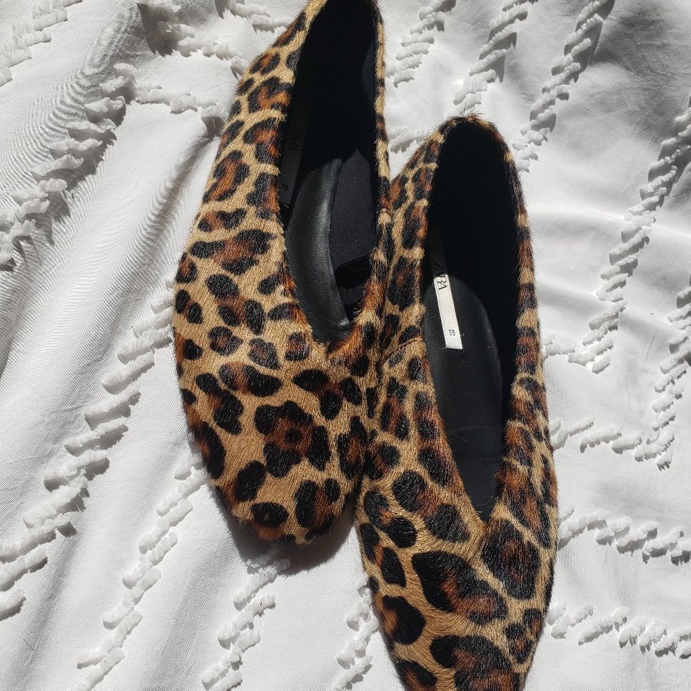 Zara Calf Hair Leopard Print Flats 38